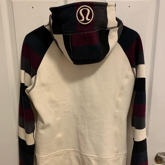 LULULEMON SCUBA HOODIE - Picture 3 of 3